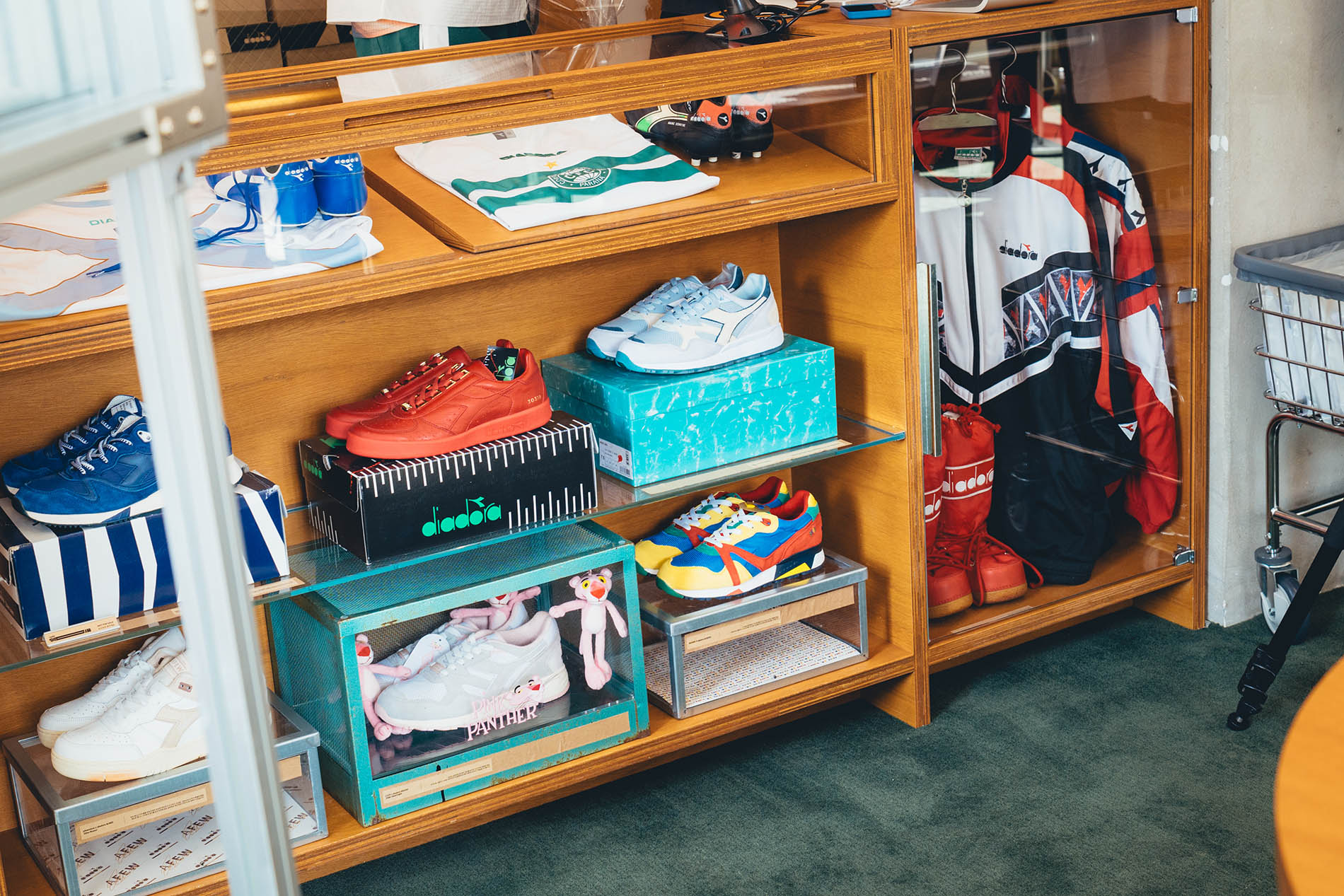 디아도라, 서울 압구정로에 첫 플래그십 '디아도라 1948' 오픈 1547-Image